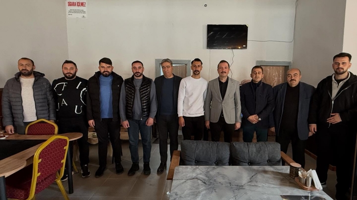 İlçemize yeni açılan Santa Mariaa Cafeye hayırlı olsun ziyaretinde bulunduk.